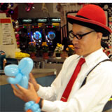 バルーンパフォーマンス・イトウシノブマジックバルーンの画像