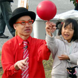 パフォーマー　イトウシノブスピニングボールの画像